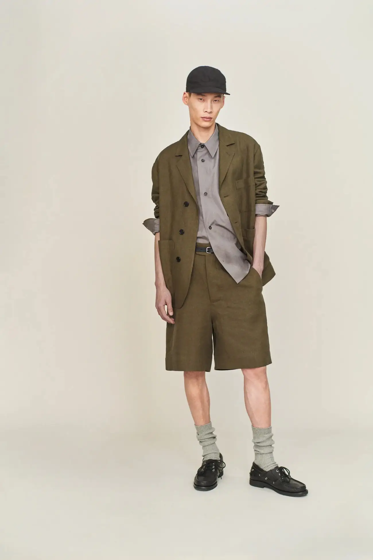 MARGARET HOWELL Printemps 2025 réimagine des pièces classiques avec des mises à jour modernes