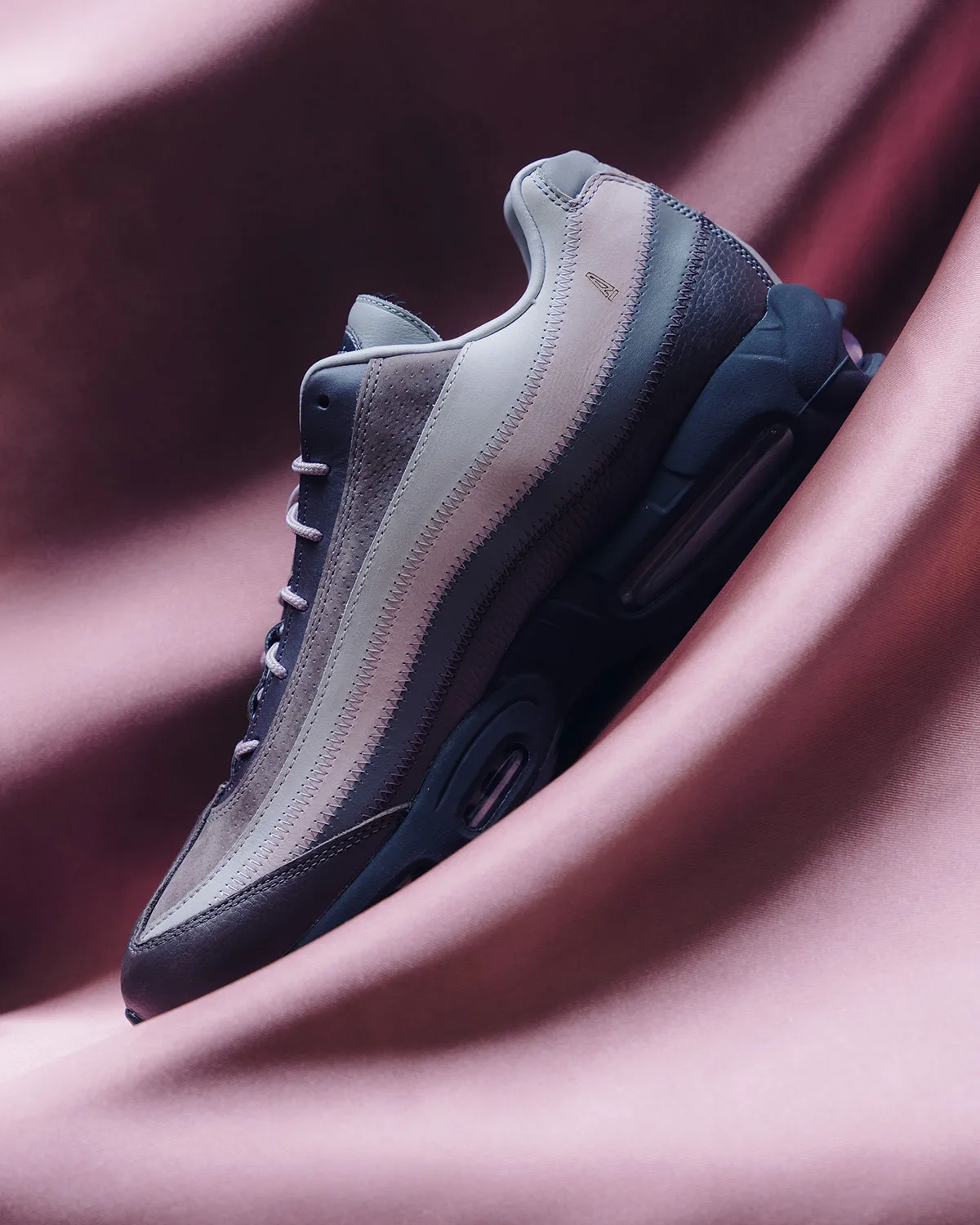 La Nike Air Max 95 reçoit une transformation luxueuse de la part d'A Ma Maniére
