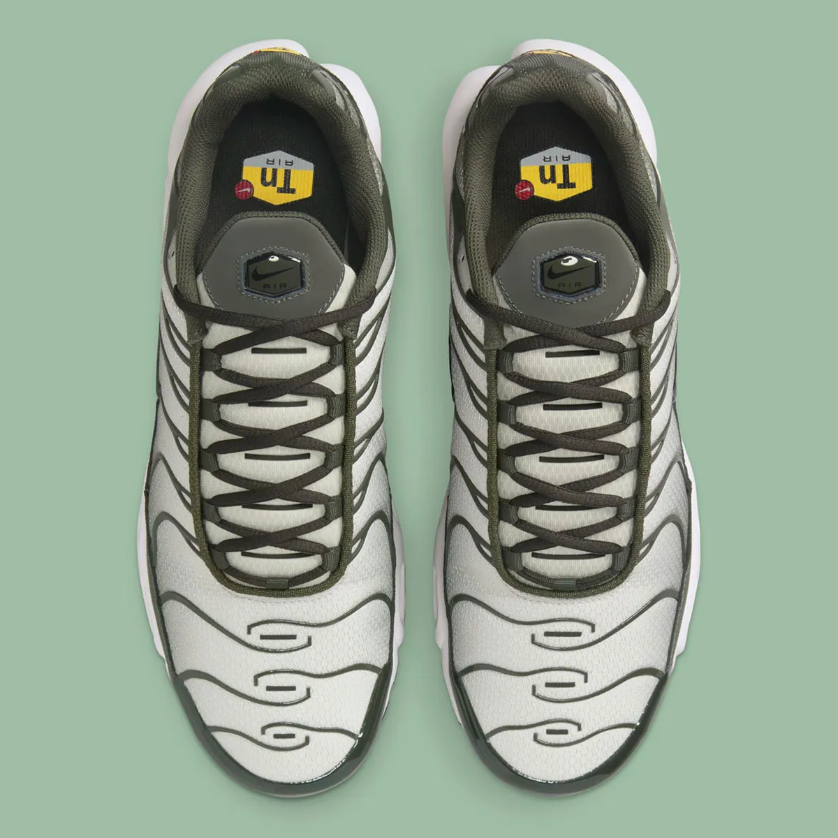 La Nike Air Max Plus « Olive/White » allie la nature au style urbain