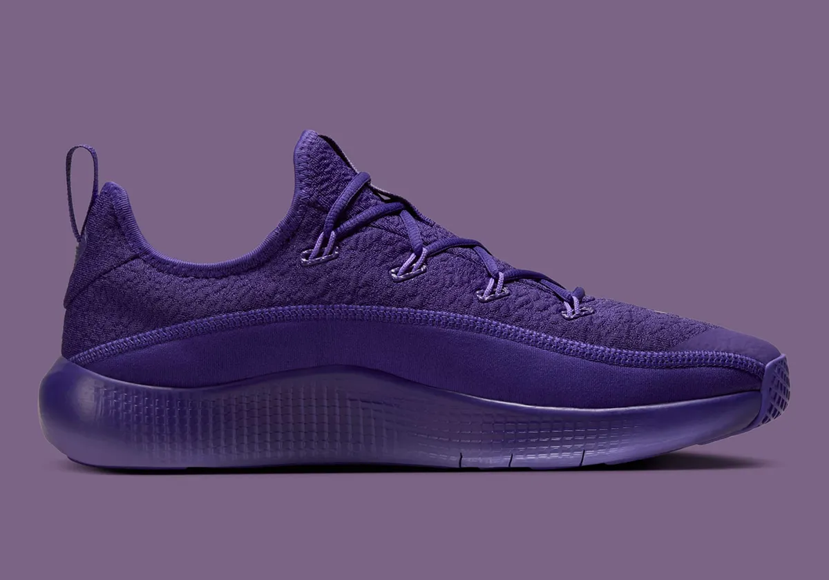 La Nike LeBron TR1 « Purple Rain » rend hommage au costume d'Halloween emblématique de LeBron James