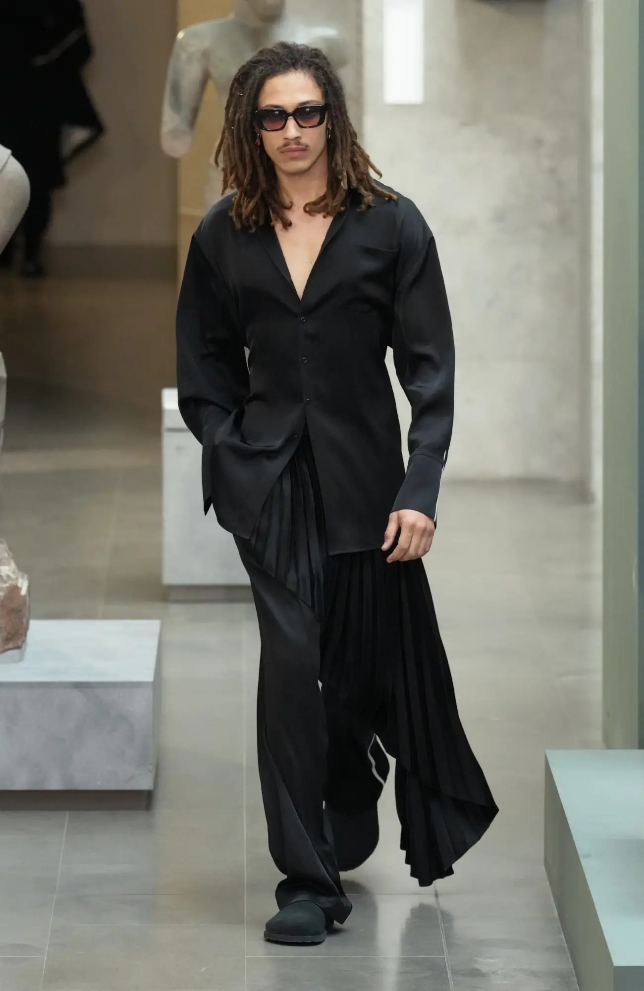 La collection printemps 2025 de Peter Do met en valeur la polyvalence des couches