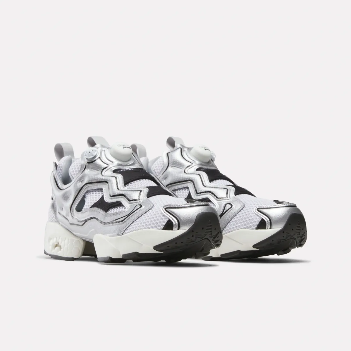 BEAMS et Reebok réinventent l'Instapump Fury en puisant leur inspiration dans les années 2000