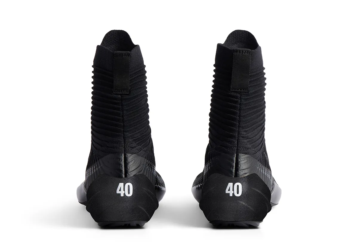 Balenciaga s'associe à Under Armour pour une collection de sneakers