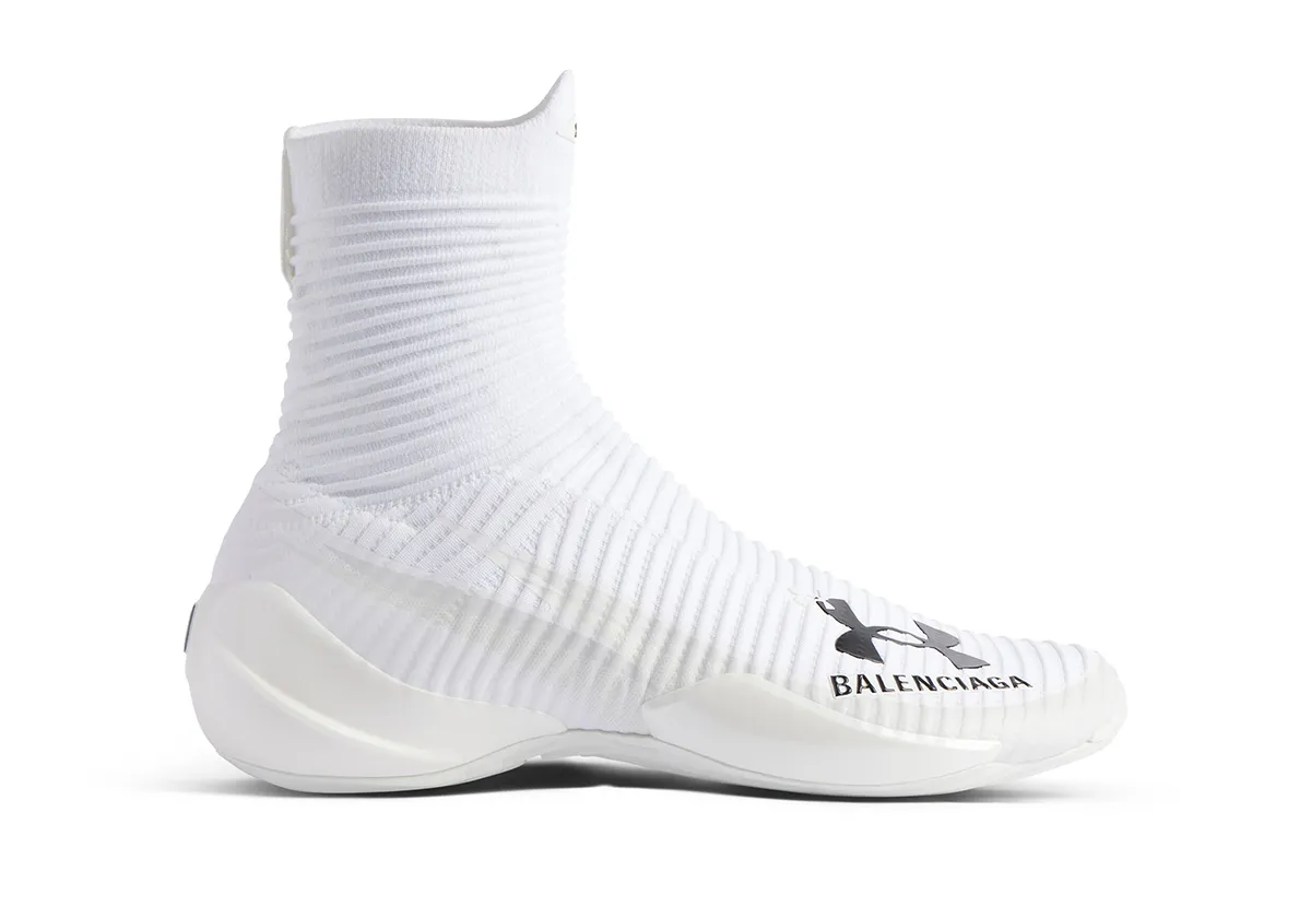 Balenciaga s'associe à Under Armour pour une collection de sneakers