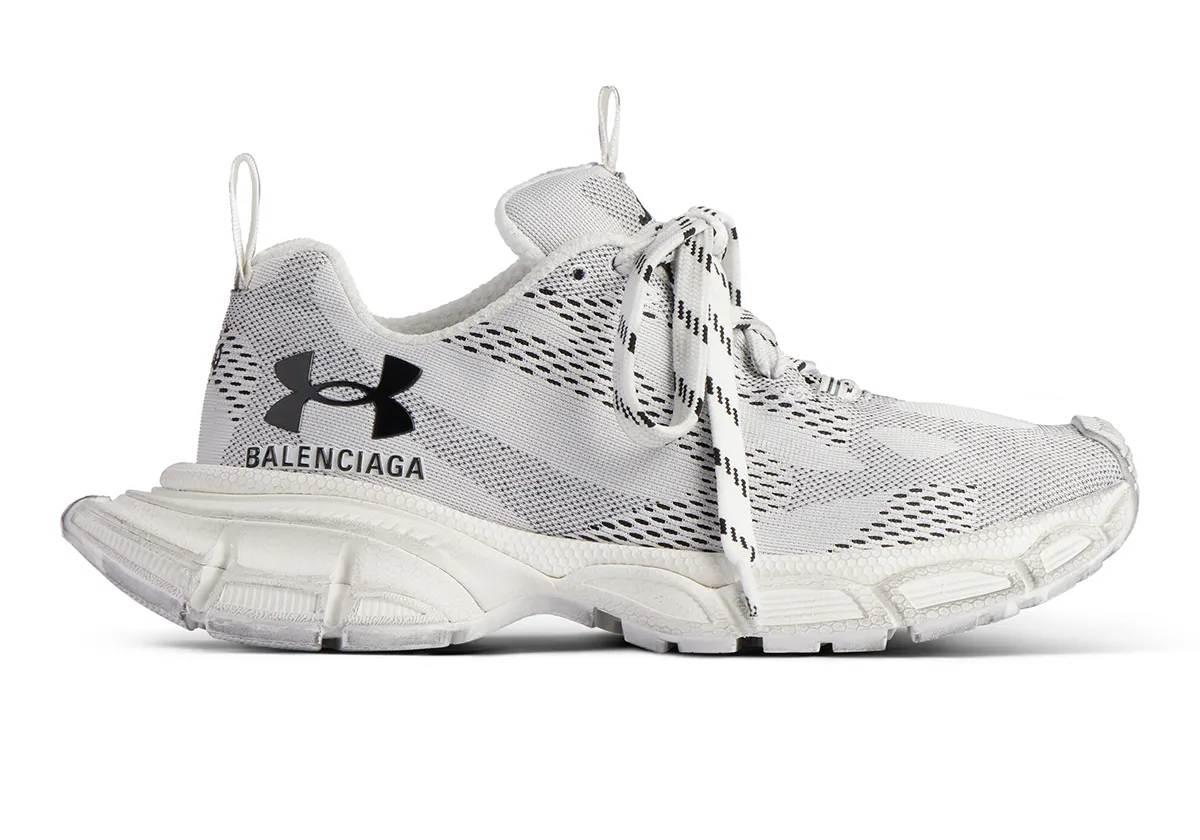 Balenciaga s'associe à Under Armour pour une collection de sneakers