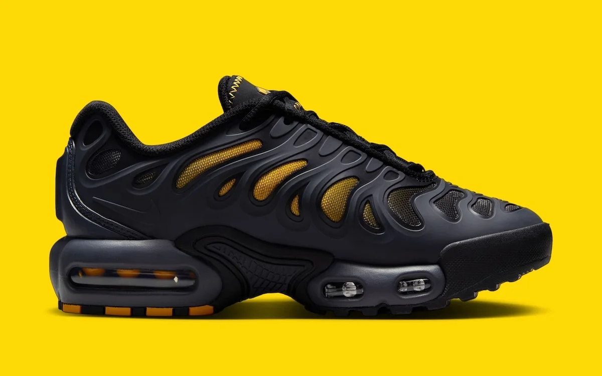La Nike Air Max Plus Drift « Batman » apporte le style du chevalier noir aux sneakers