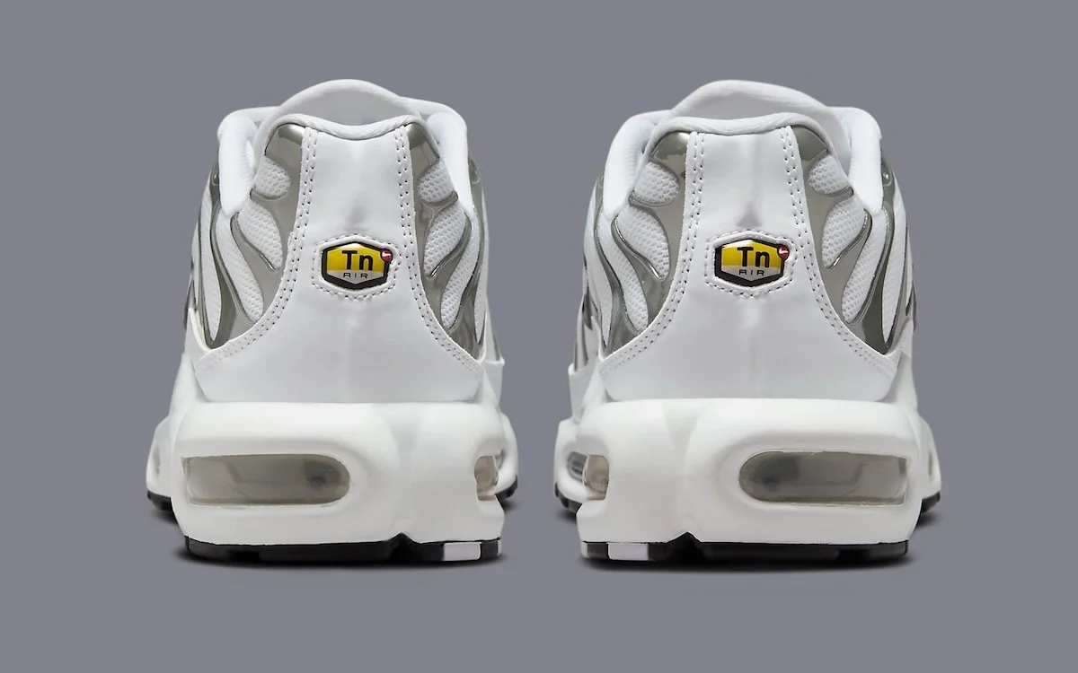 La Nike Air Max Plus « White Chrome » dévoilée présente un nouveau design