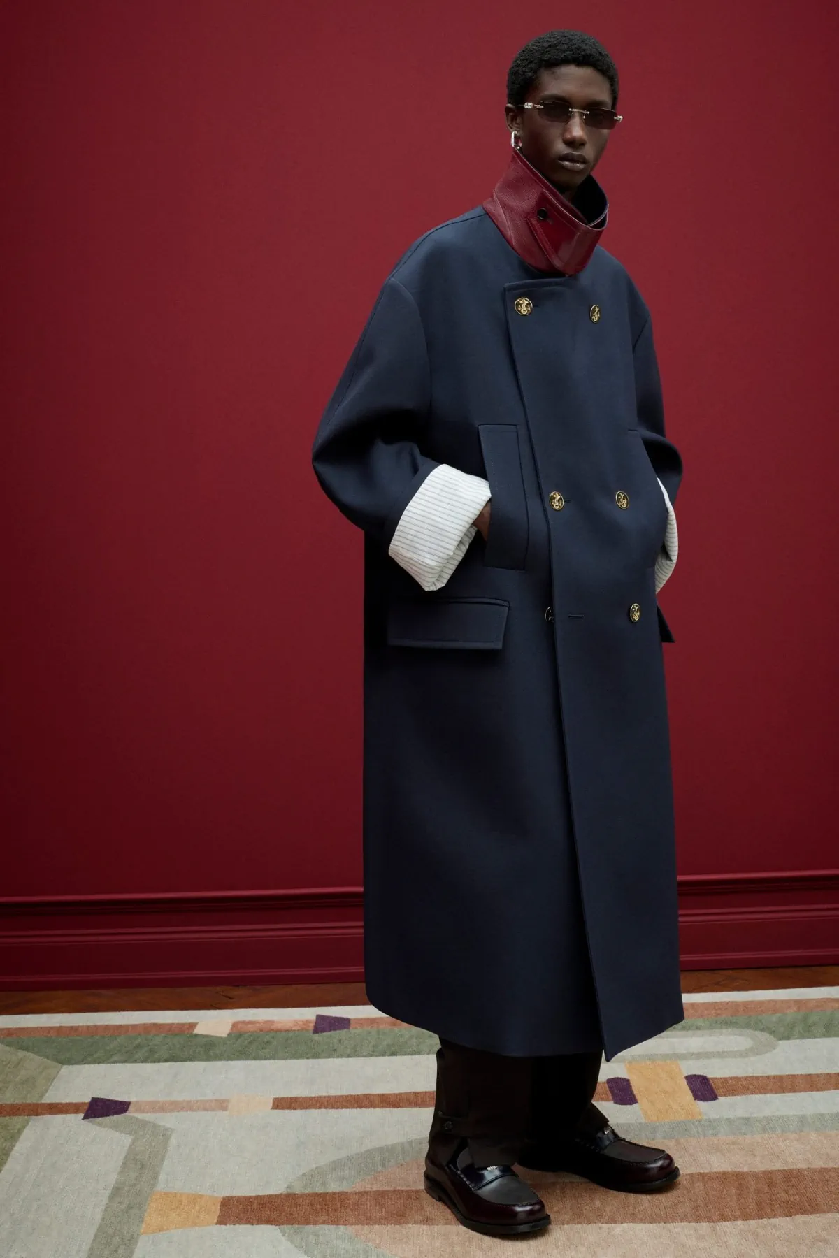 La collection Gucci Pré-Automne 2025 met en valeur la grandeur décontractée et le charme rétro