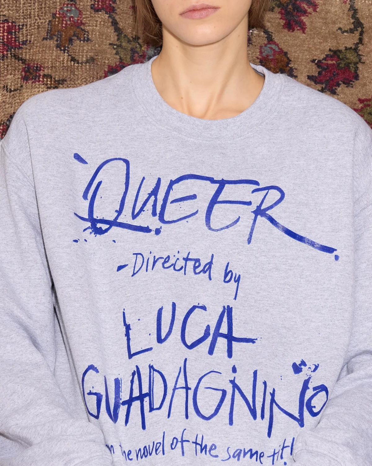 JW Anderson dévoile une collection capsule « Queer » en édition limitée, inspirée du film du même nom de Luca Guadagnino