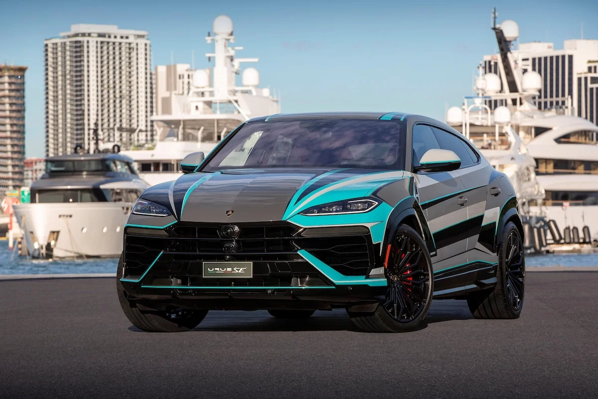 Lamborghini dévoile une superbe Ad Personam Urus SE à Art Basel Miami Beach 2024