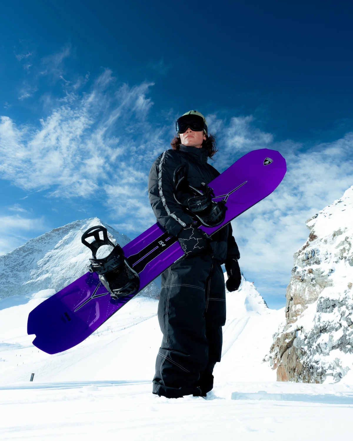 Lamborghini s'est associé à CAPiTA et Union Binding Company pour produire un snowboard en édition limitée