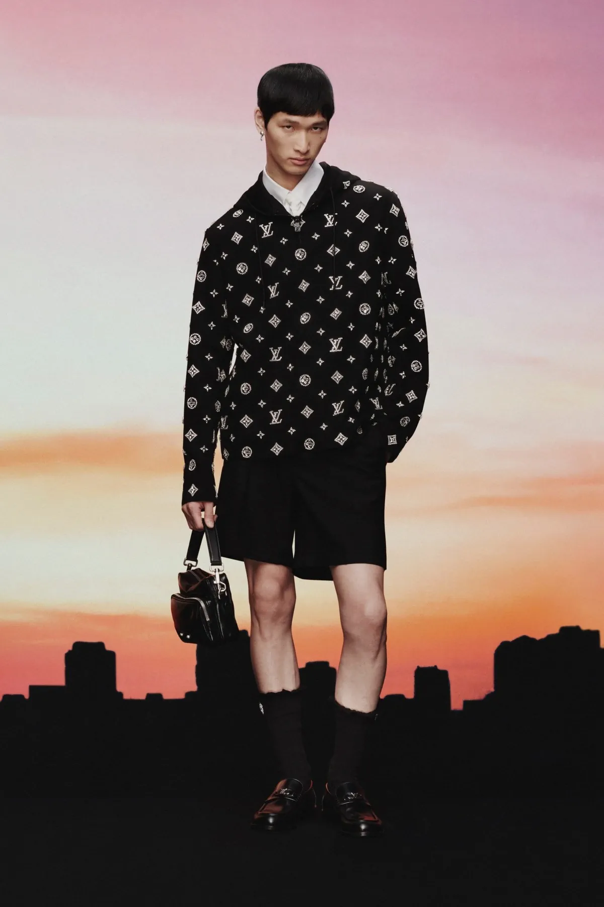 La collection Louis Vuitton Pré-Automne 2025 dévoile le rêve d'un dandy à Miami