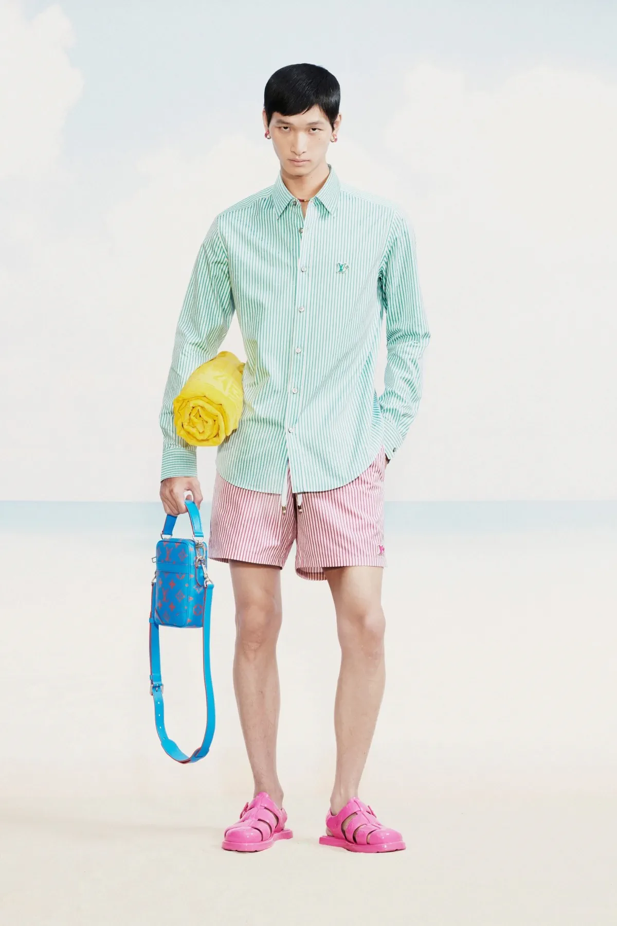 La collection Louis Vuitton Pré-Automne 2025 dévoile le rêve d'un dandy à Miami