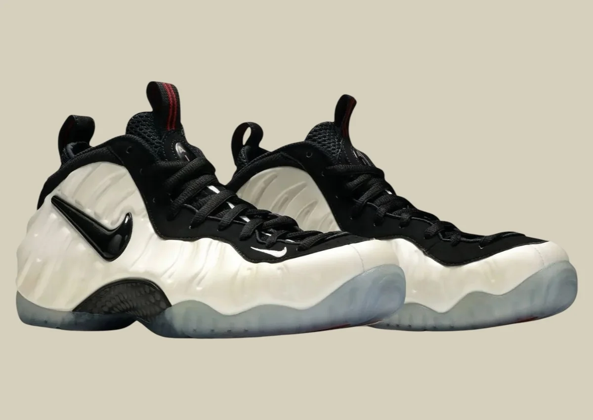 La Nike Air Foamposite Pro Pearl Reviendra En 2025 a L occasion Des Fetes De Fin D annee ESSENTIAL HOMME