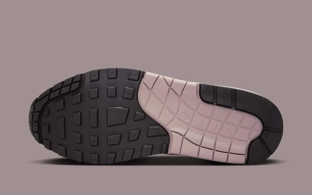 La Nike Air Max 1 « Snakeskin » célèbre le Nouvel An lunaire 2025