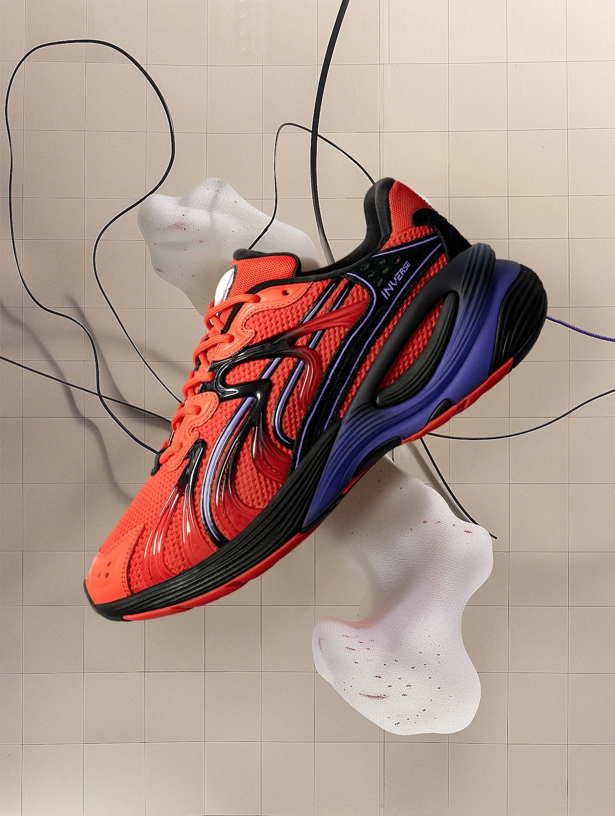 PUMA Inverse sneaker designed with help from AI 1 La sneaker PUMA Inverse allie l'innovation de l'IA et l'artisanat humain