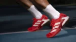 L'Adizero Ubersonic 5 fait ses débuts avec des performances innovantes sur le court
