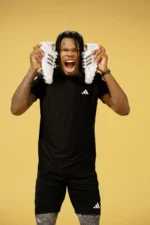 Travis Hunter signe un contrat important avec adidas et rejoint un groupe d'athlètes d'élite