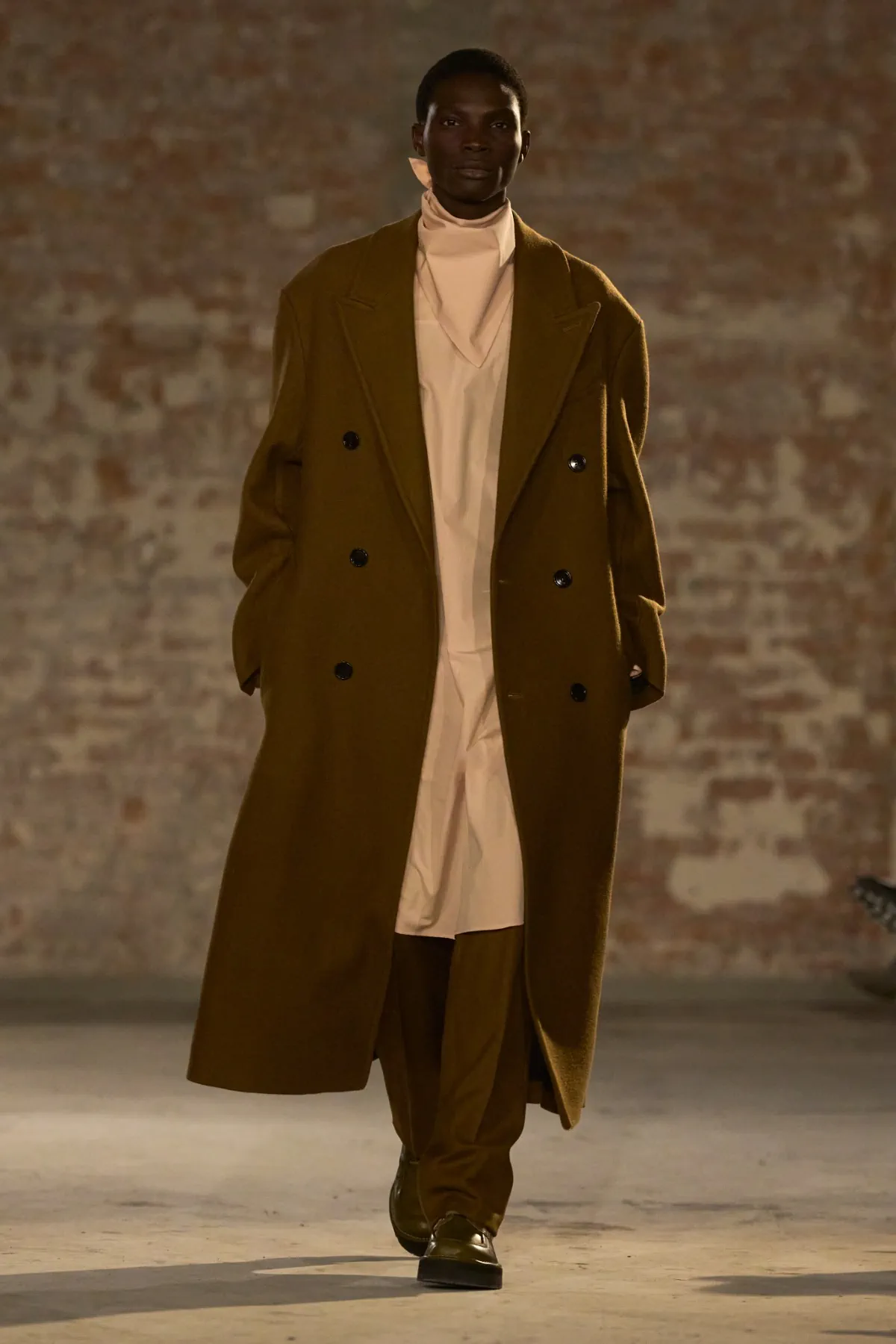 Alexandre Mattiussi propose une élégance honnête pour la collection AMI automne 2025