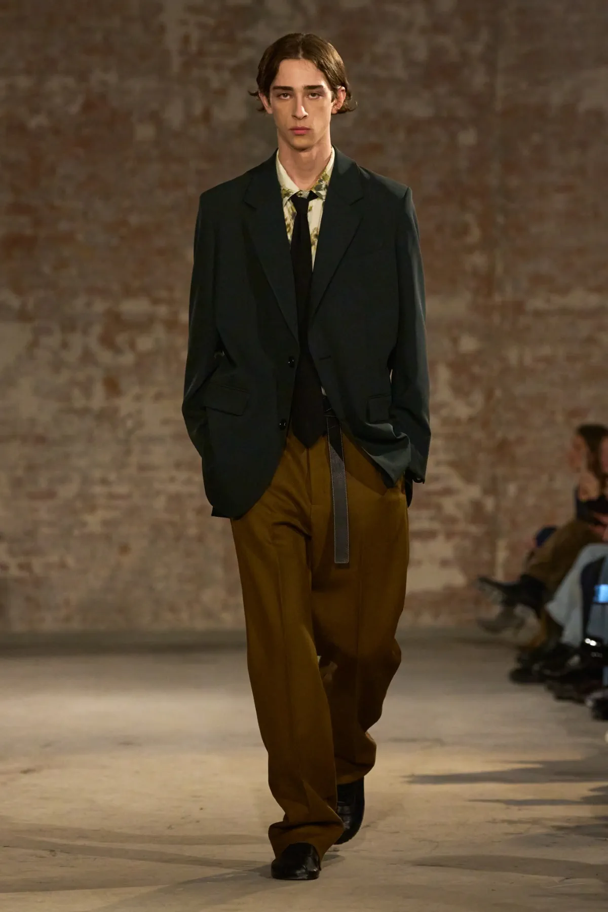 Alexandre Mattiussi propose une élégance honnête pour la collection AMI automne 2025