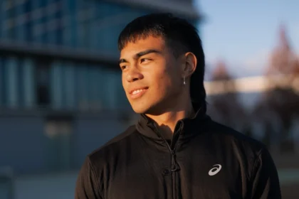 ASICS signe avec la star britannique du sprint, Louie Hinchliffe, pour stimuler ses ambitions olympiques
