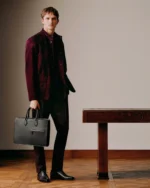 Berluti Fall Winter 2025 Paris Fashion Week 1 Pour son 130ème anniversaire, Berluti adopte des tons intemporels