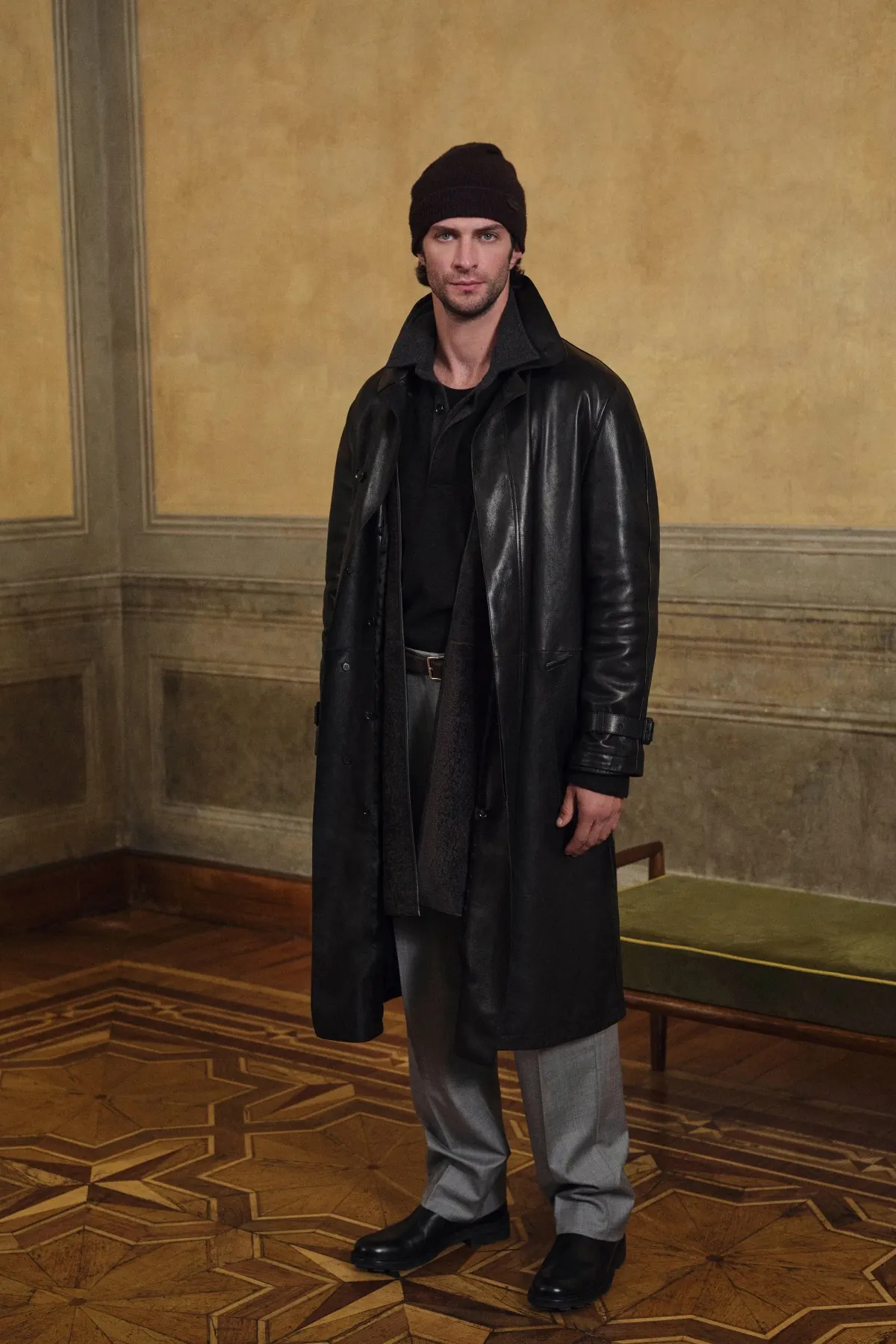 La collection Brioni automne 2025 célèbre la légèreté et le mouvement à Milan