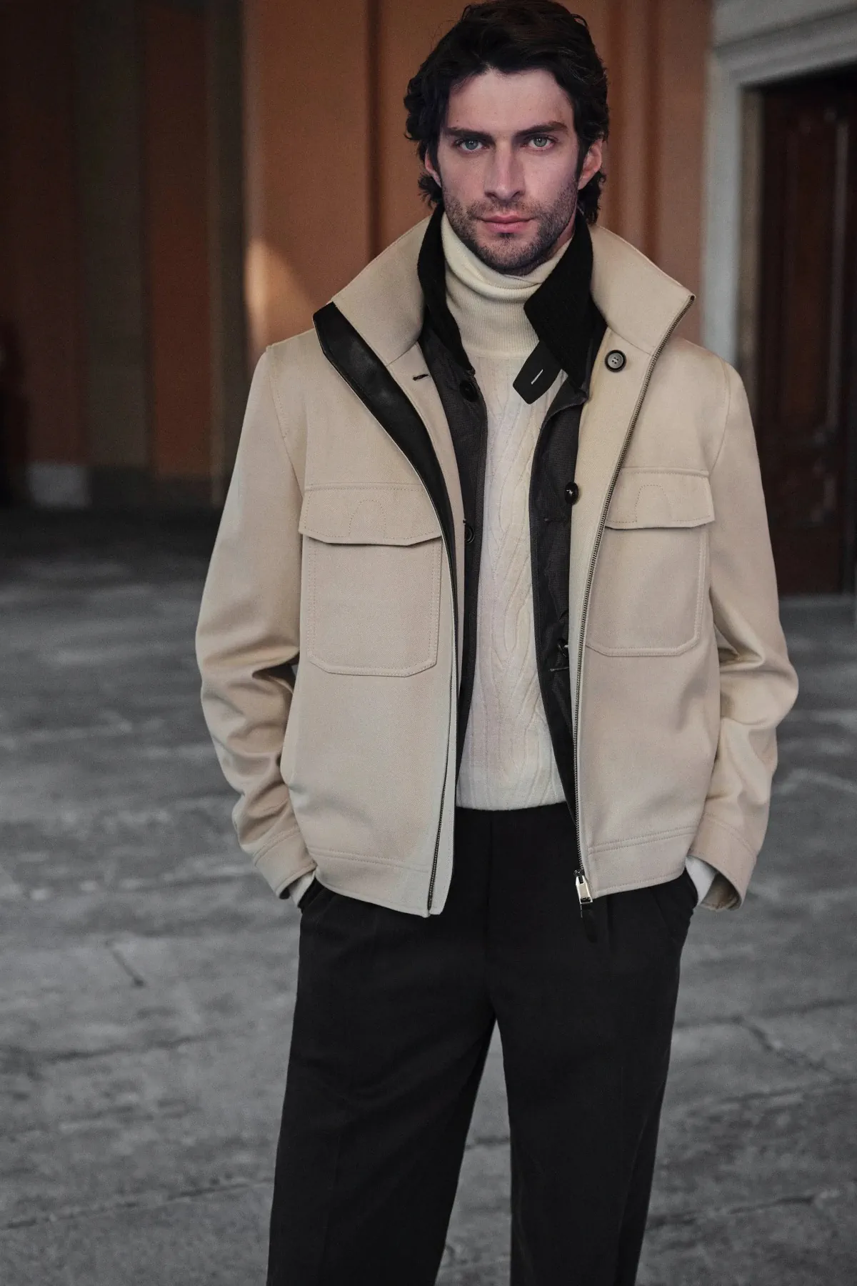 La collection Brioni automne 2025 célèbre la légèreté et le mouvement à Milan