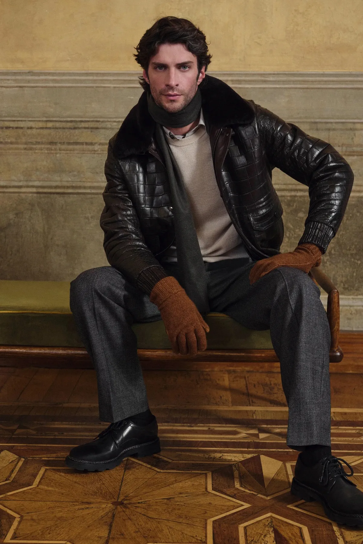 La collection Brioni automne 2025 célèbre la légèreté et le mouvement à Milan