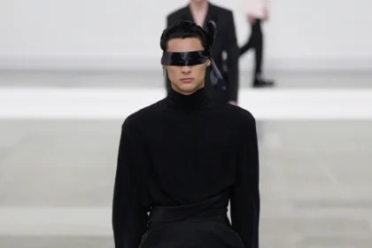DIOR Men embrasse un luxe tranquille avec une précision intemporelle pour l'automne 2025