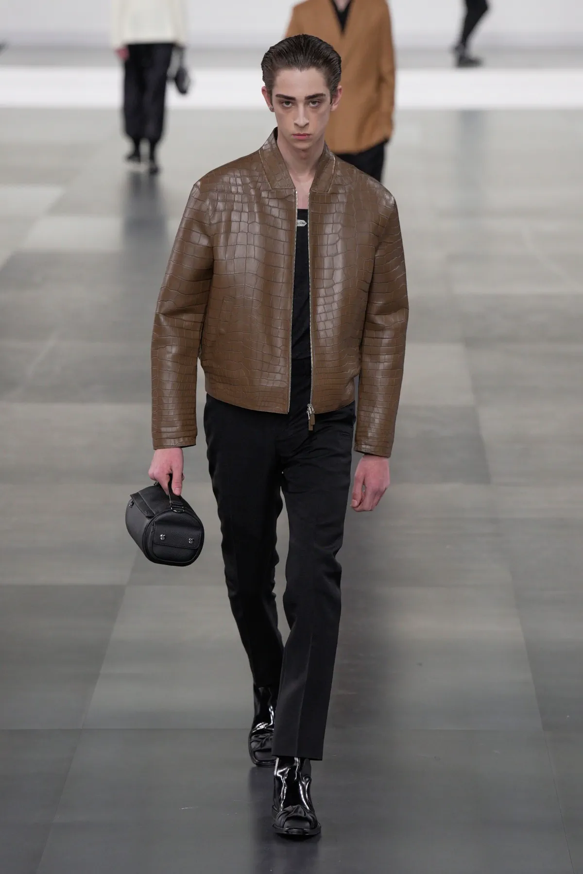 DIOR Men embrasse un luxe tranquille avec une précision intemporelle pour l'automne 2025