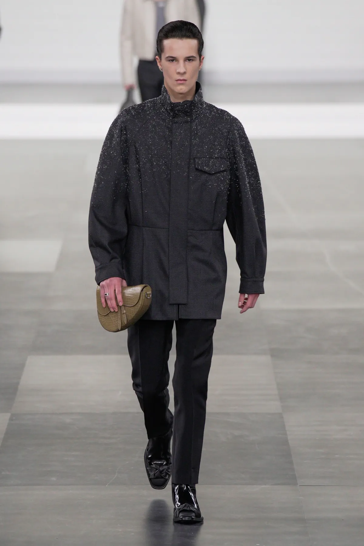 DIOR Men embrasse un luxe tranquille avec une précision intemporelle pour l'automne 2025