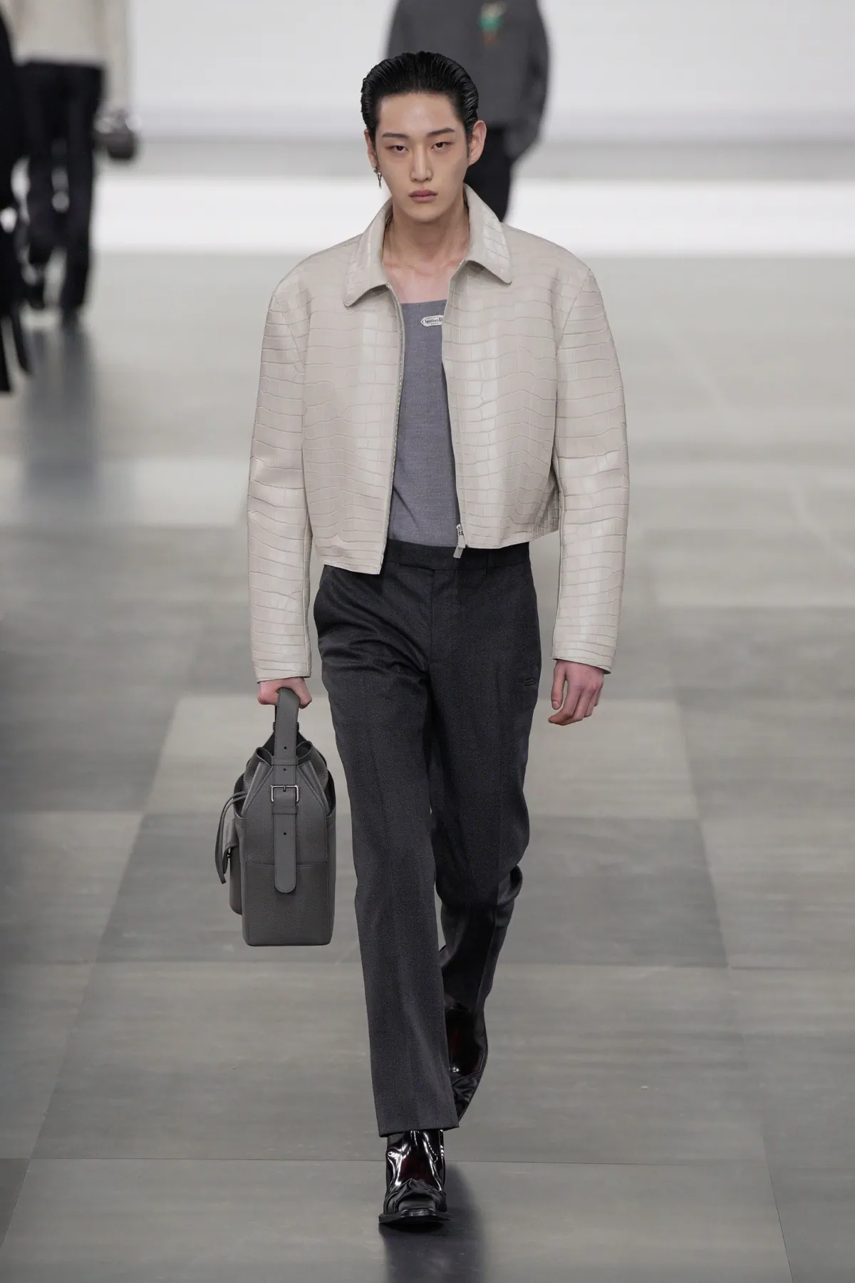 DIOR Men embrasse un luxe tranquille avec une précision intemporelle pour l'automne 2025