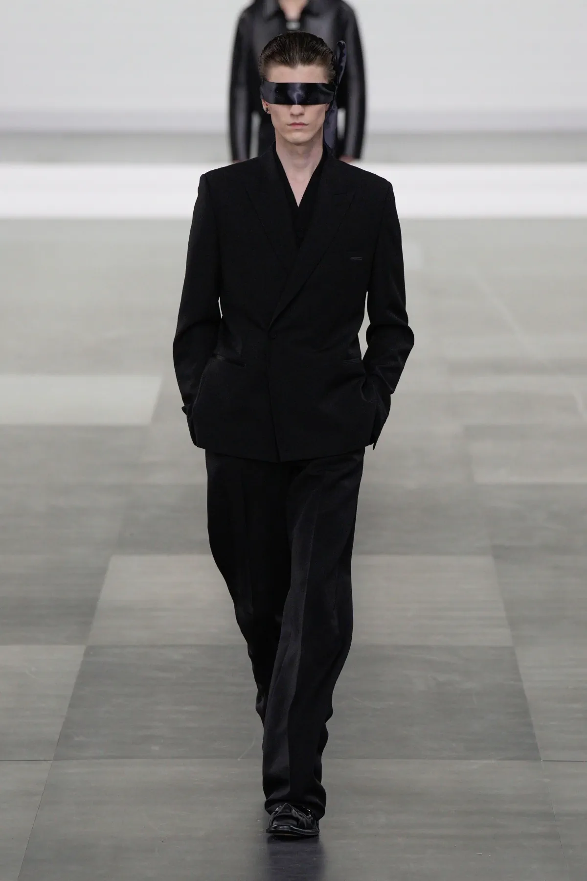 DIOR Men embrasse un luxe tranquille avec une précision intemporelle pour l'automne 2025