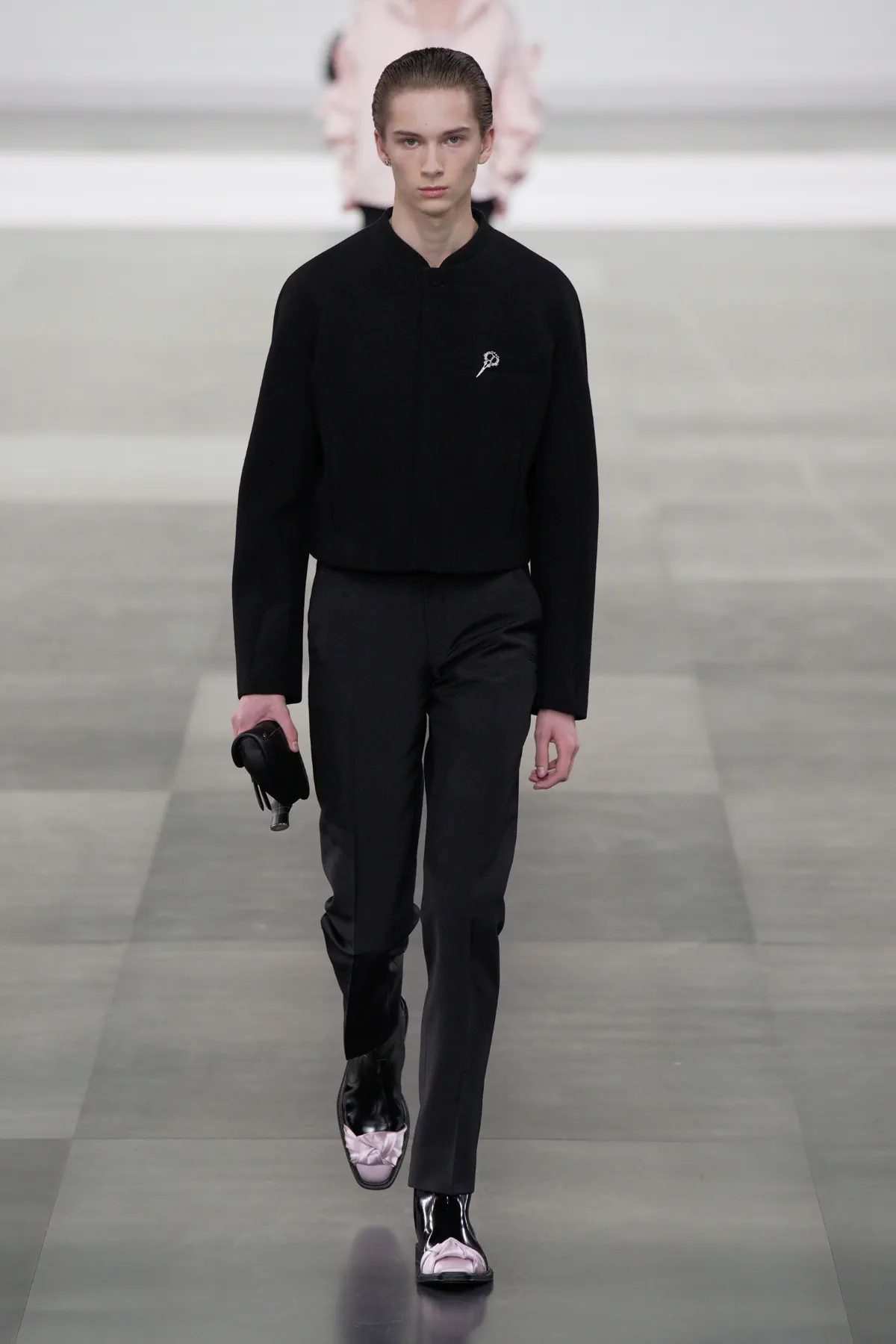 DIOR Men embrasse un luxe tranquille avec une précision intemporelle pour l'automne 2025