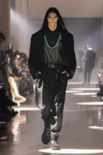 Doublet Fall Winter 2025 Paris Fashion Week 1 doublet réinvente les méchants des dessins animés dans sa collection automne 2025