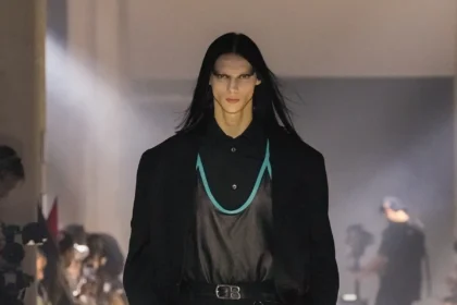 doublet réinvente les méchants des dessins animés dans sa collection automne 2025