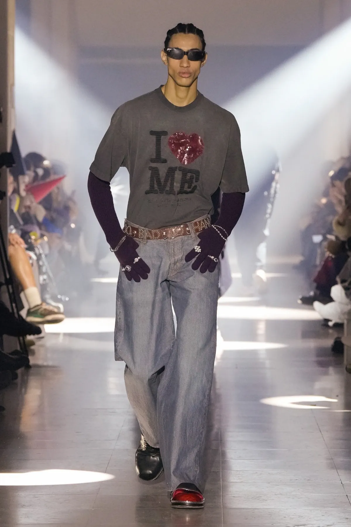 doublet réinvente les méchants des dessins animés dans sa collection automne 2025