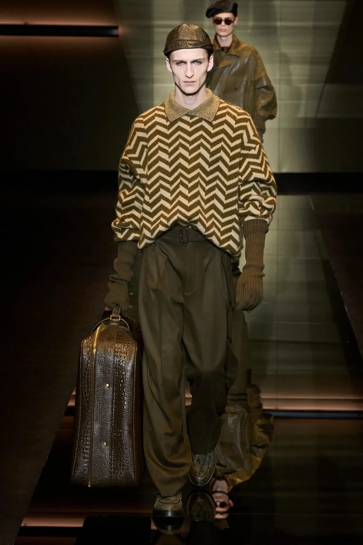 Emporio Armani automne 2025 : une séduisante fusion d'élégance bohème et de sophistication urbaine