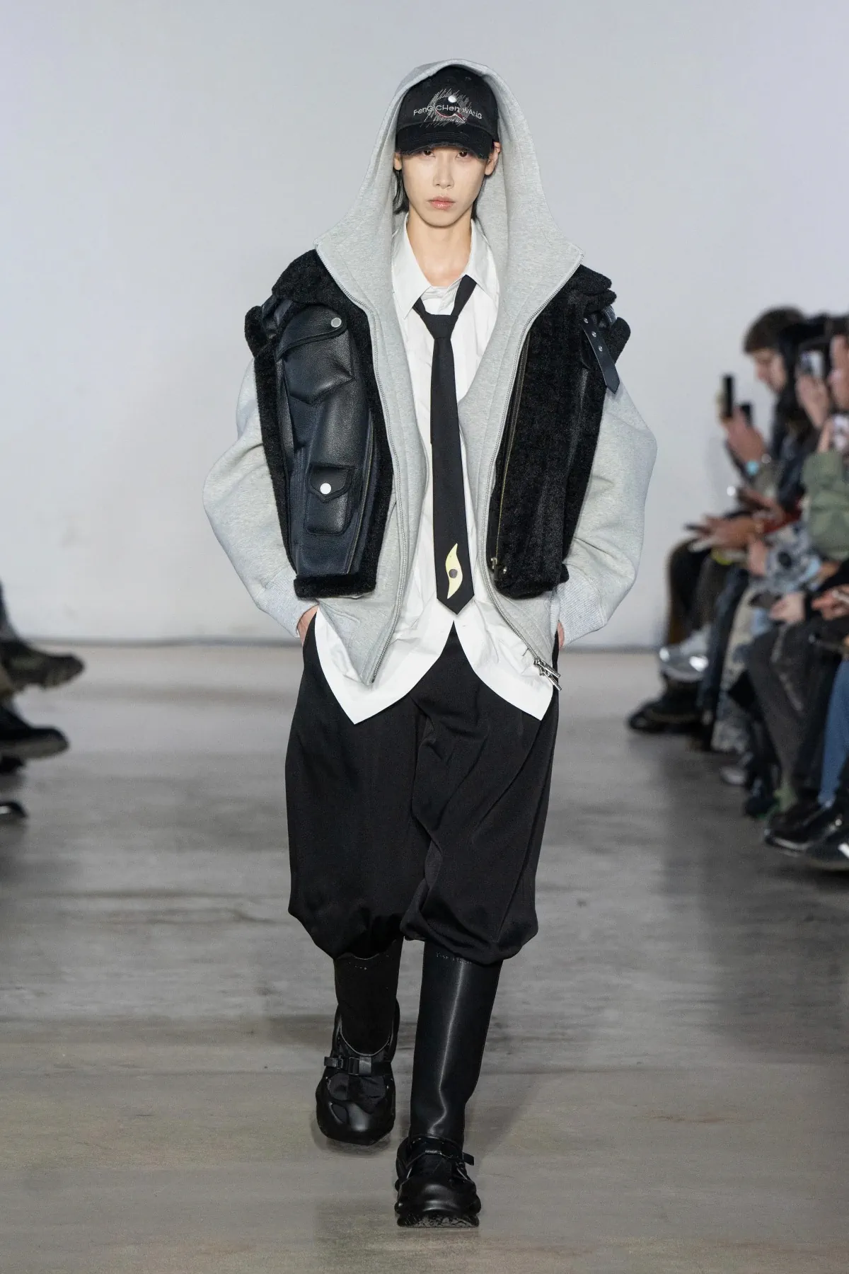 Feng Chen Wang libère des bêtes fantastiques pour l'automne 2025