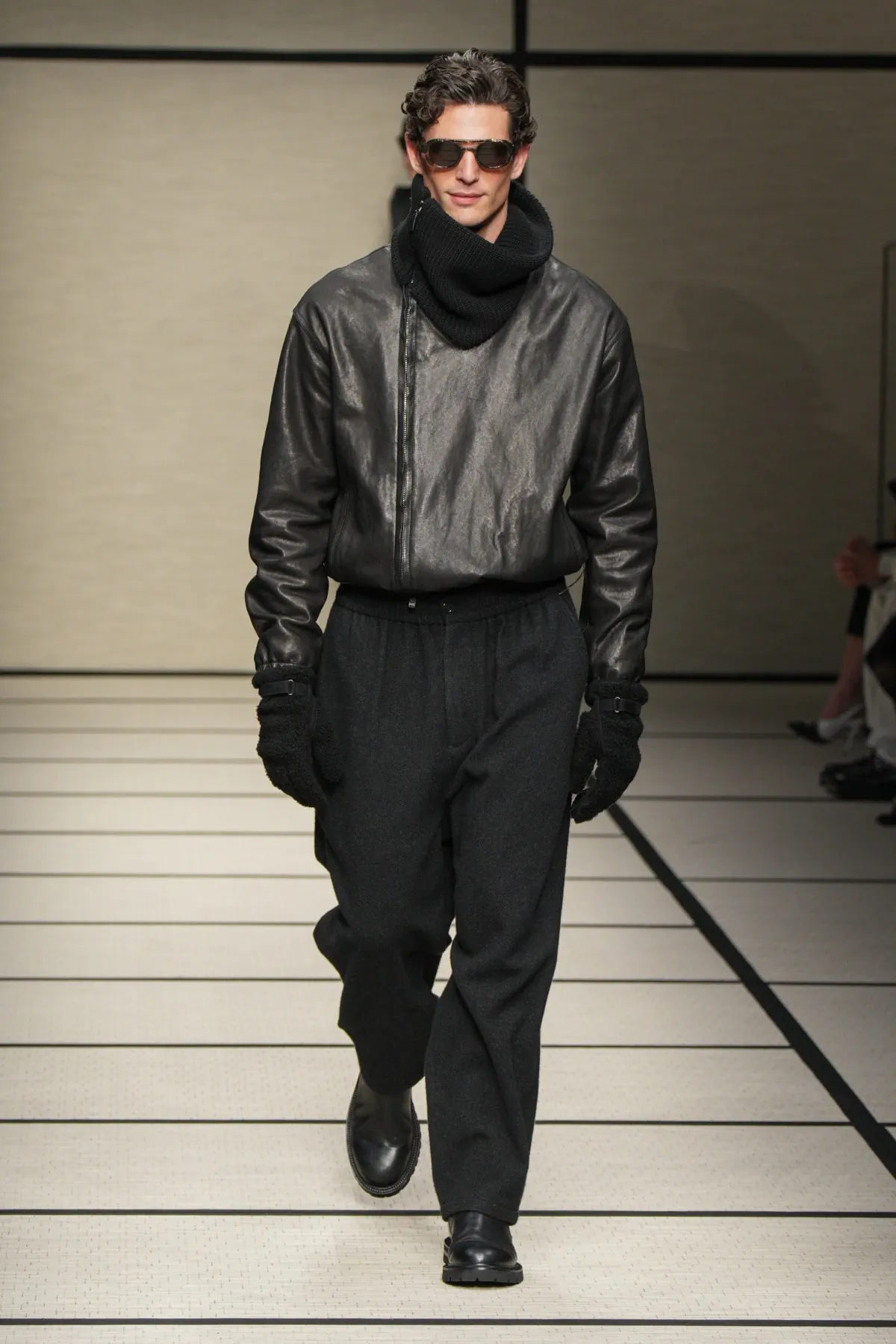 La collection Giorgio Armani Automne 2025 annonce une nouvelle ère dans la mode masculine