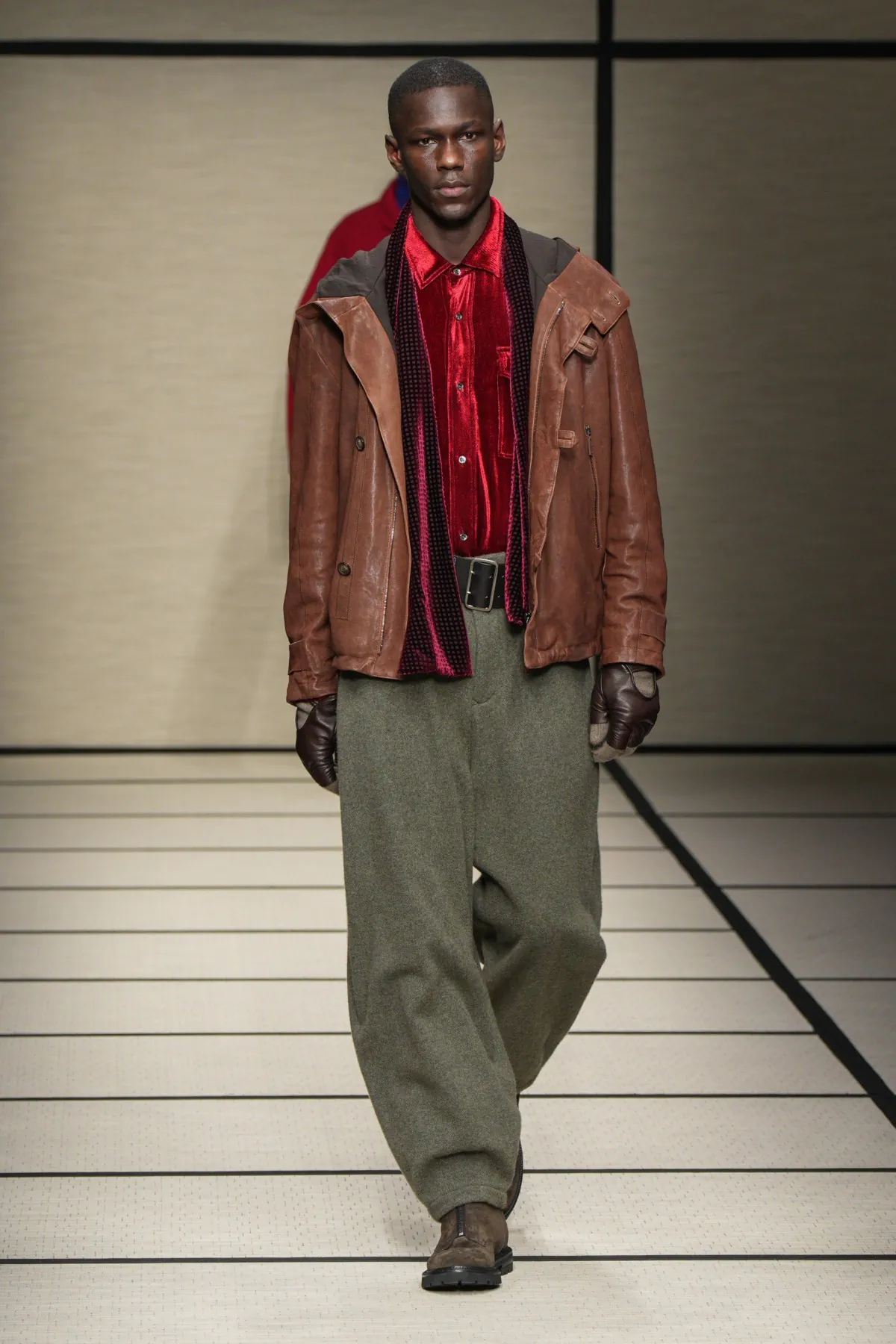 La collection Giorgio Armani Automne 2025 annonce une nouvelle ère dans la mode masculine