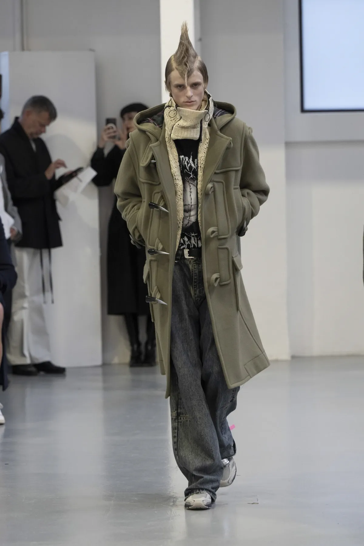 La collection automne 2025 de JordanLuca célèbre l'amour et l'héritage britannique