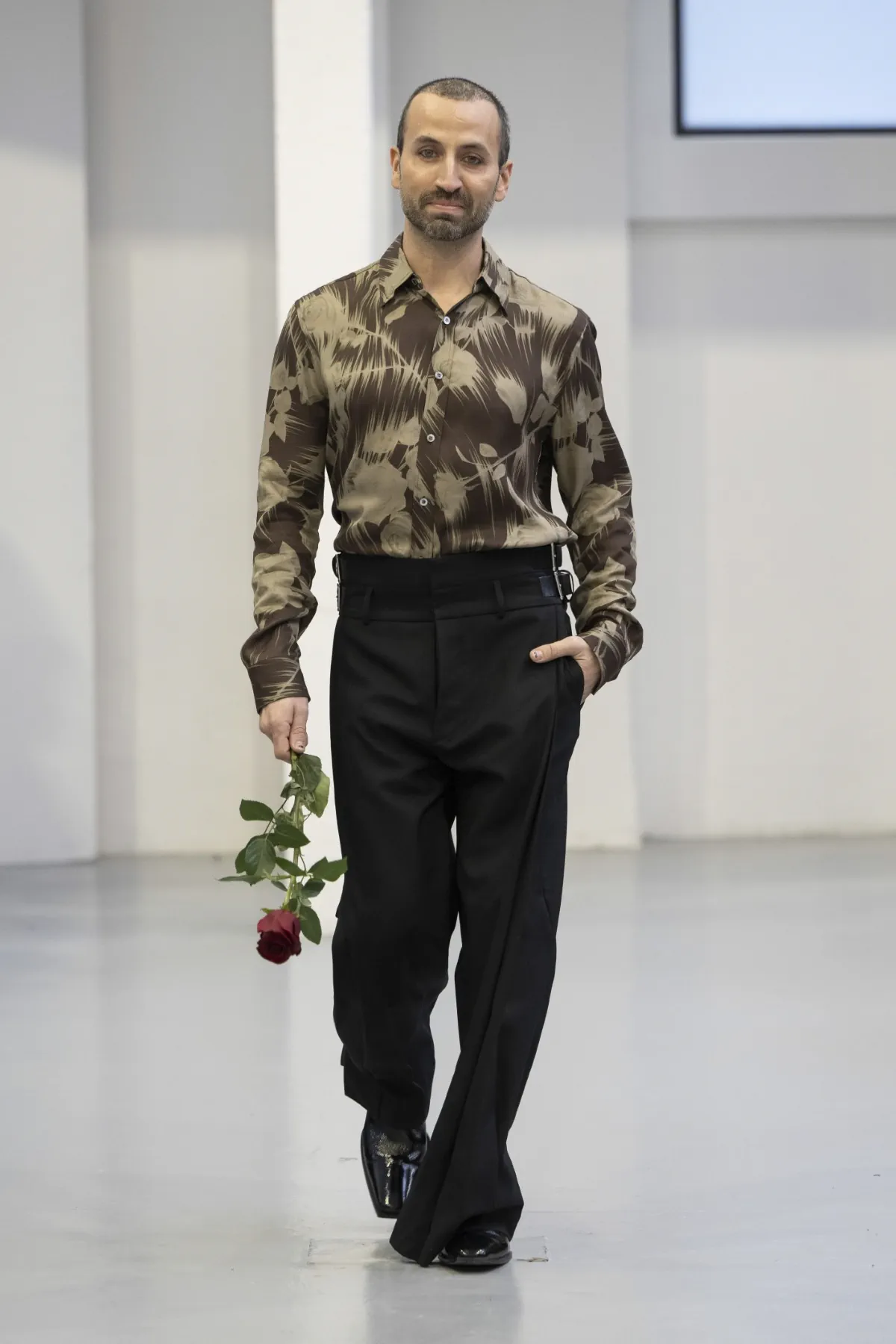 La collection automne 2025 de JordanLuca célèbre l'amour et l'héritage britannique