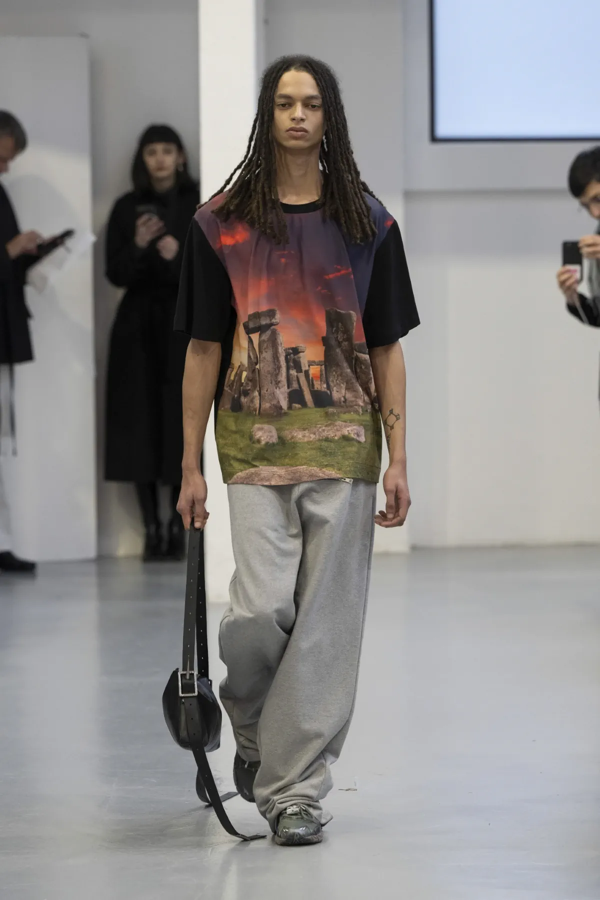 La collection automne 2025 de JordanLuca célèbre l'amour et l'héritage britannique