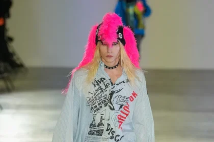La collection automne 2025 de KIDILL célèbre l'esprit rebelle de Harajuku