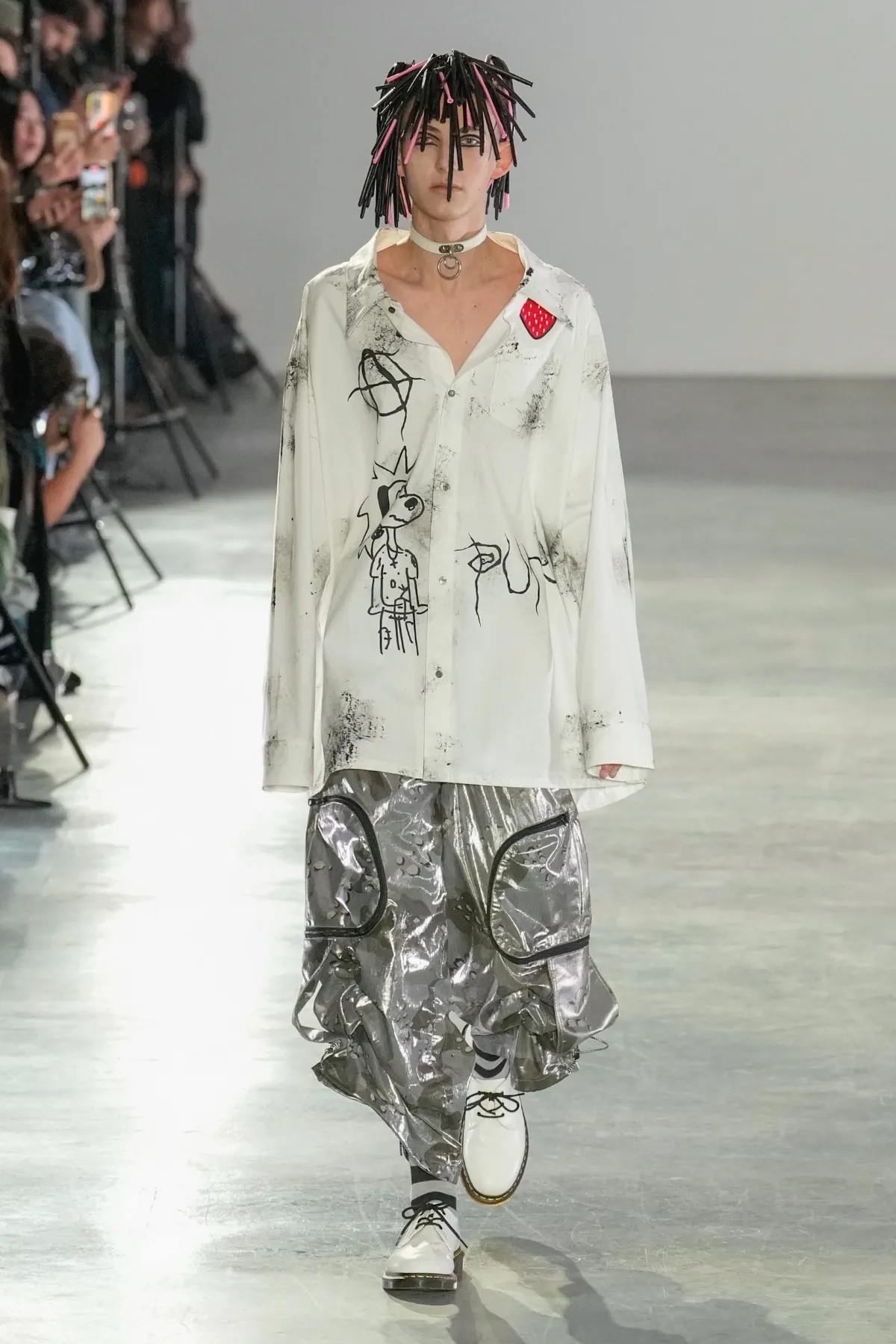 La collection automne 2025 de KIDILL célèbre l'esprit rebelle de Harajuku