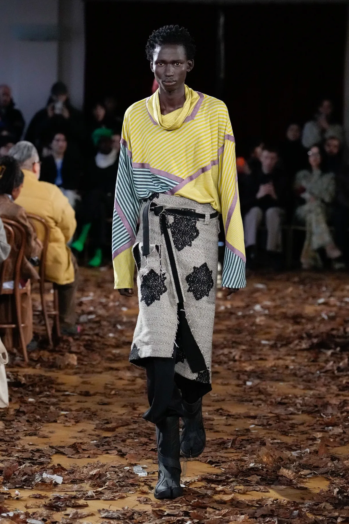 Pour l'automne 2025, KIKO KOSTADINOV se fait le champion de l'indépendance pragmatique