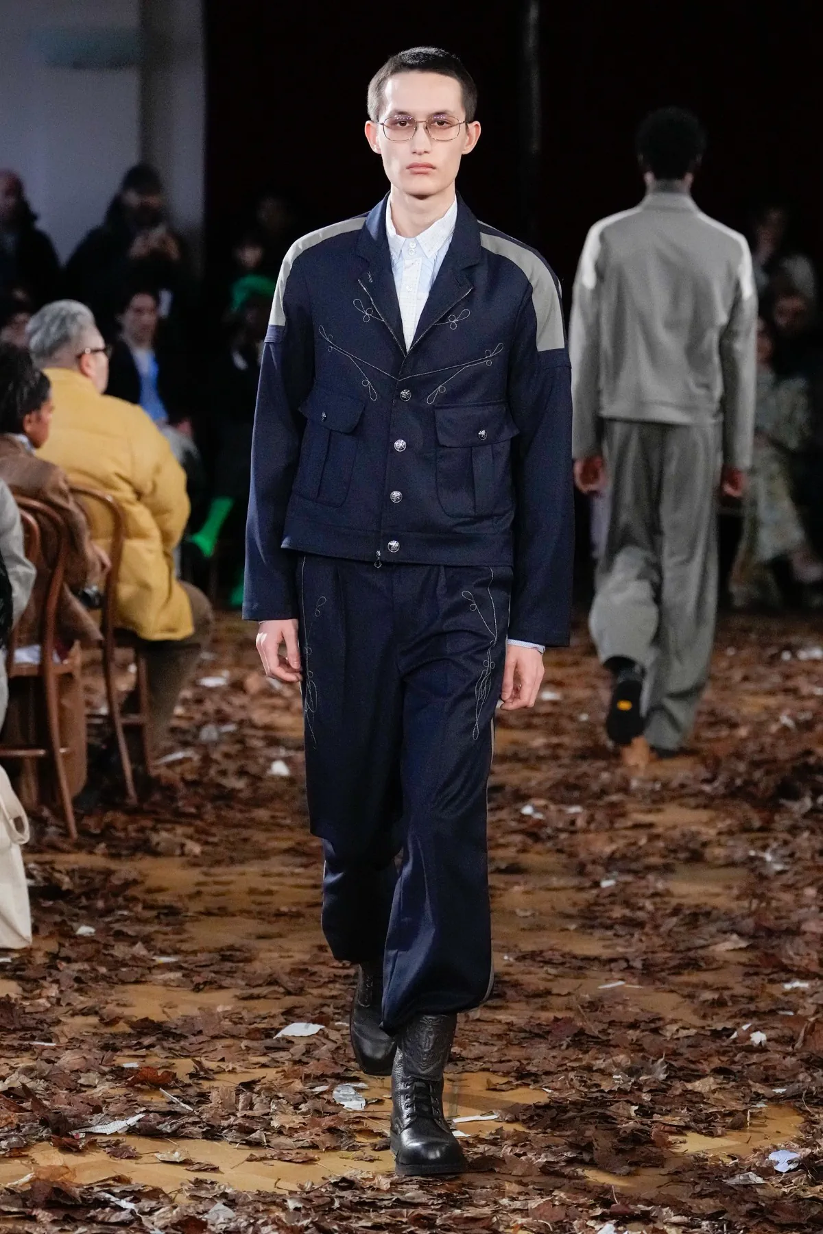 Pour l'automne 2025, KIKO KOSTADINOV se fait le champion de l'indépendance pragmatique