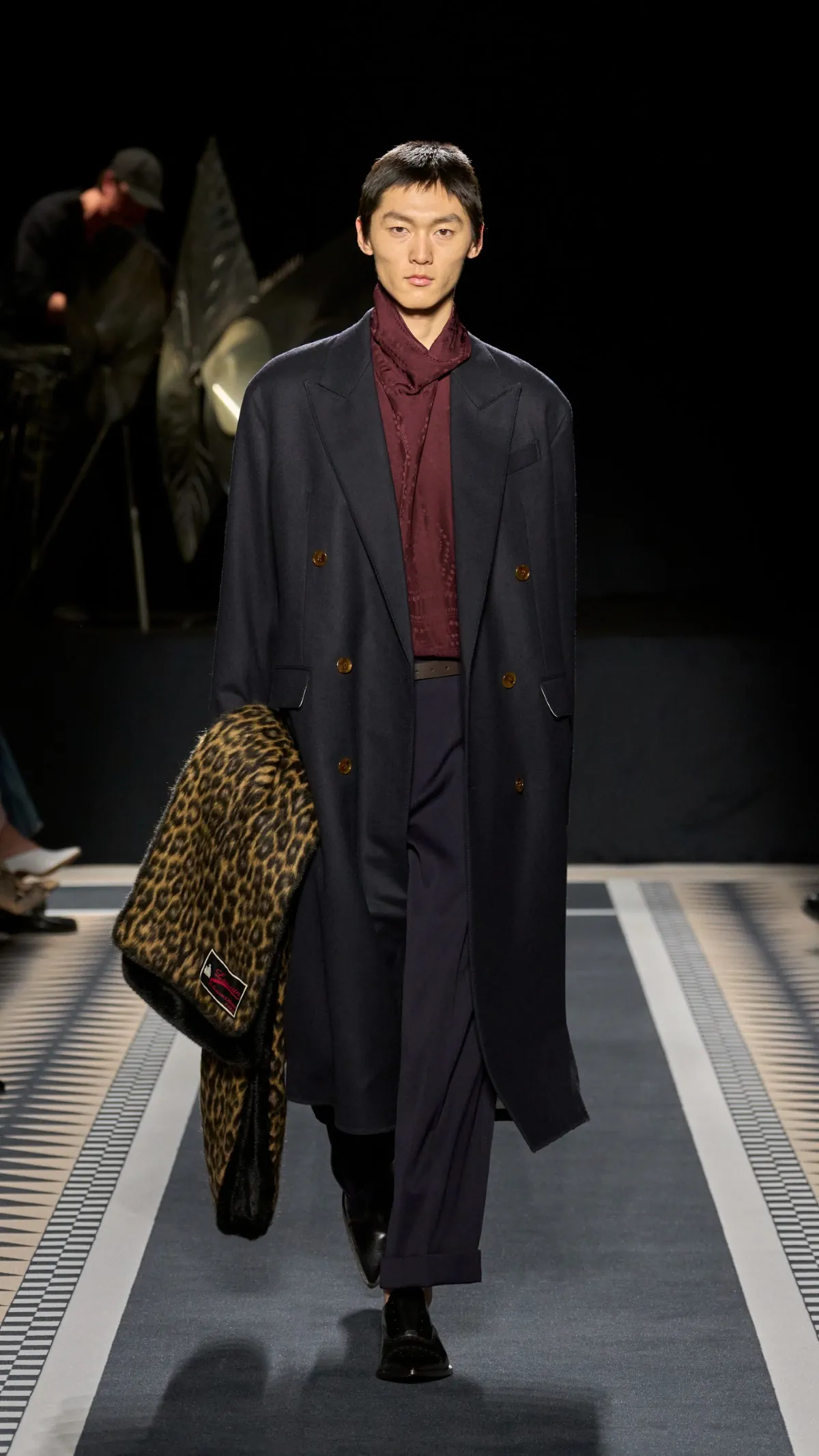La collection automne 2025 de LANVIN marque le retour triomphal de Peter Copping